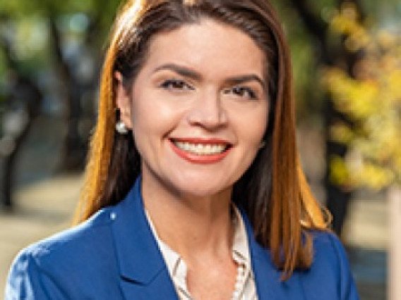 Regina Romero