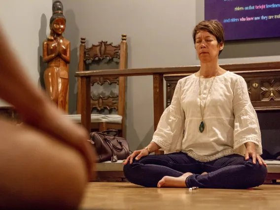 Leslie Langbert meditating