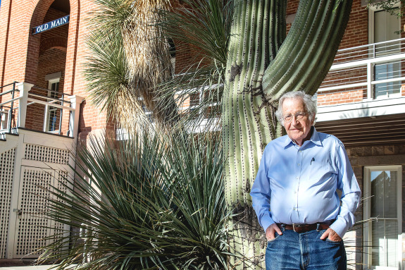 Noam Chomsky in front of Old Main on the University of Arizona campus